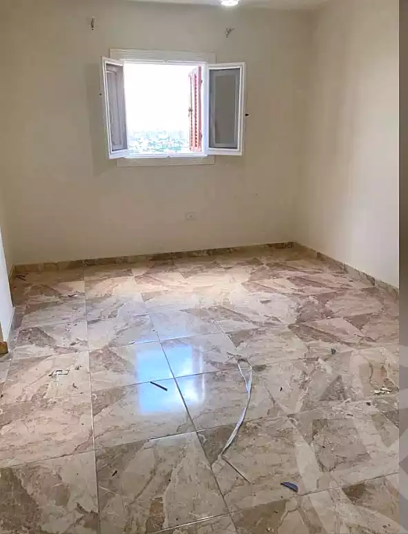 https://aqarmap.com.eg/ar/listing/7081454-for-sale-alexandria-al-agamy-lbytsh-el-hanafeya-st