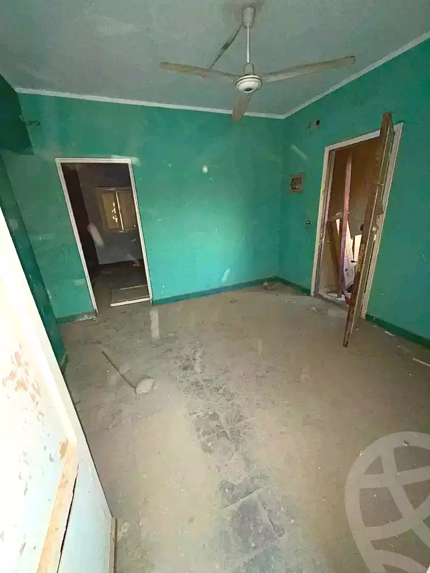 https://aqarmap.com.eg/en/listing/7081460-for-sale-cairo-15th-of-may-mjwr-32