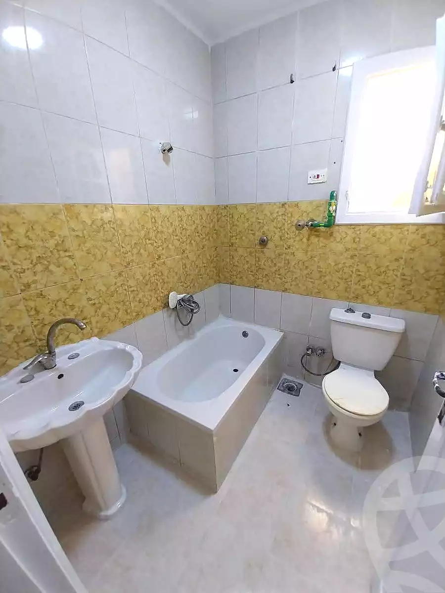 https://aqarmap.com.eg/ar/listing/7081515-for-sale-alexandria-al-agamy-shataa-el-nakheel