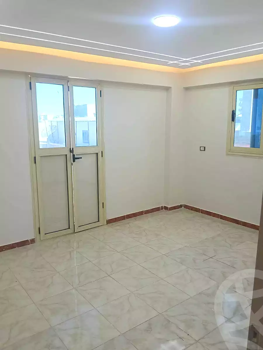 https://aqarmap.com.eg/en/listing/7081849-for-sale-alexandria-al-agamy-el-hanouvel-radwan-st