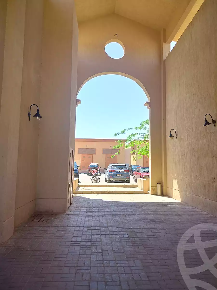 https://aqarmap.com.eg/ar/listing/7082242-for-rent-cairo-new-cairo-lrhb-city-malls-and-markets