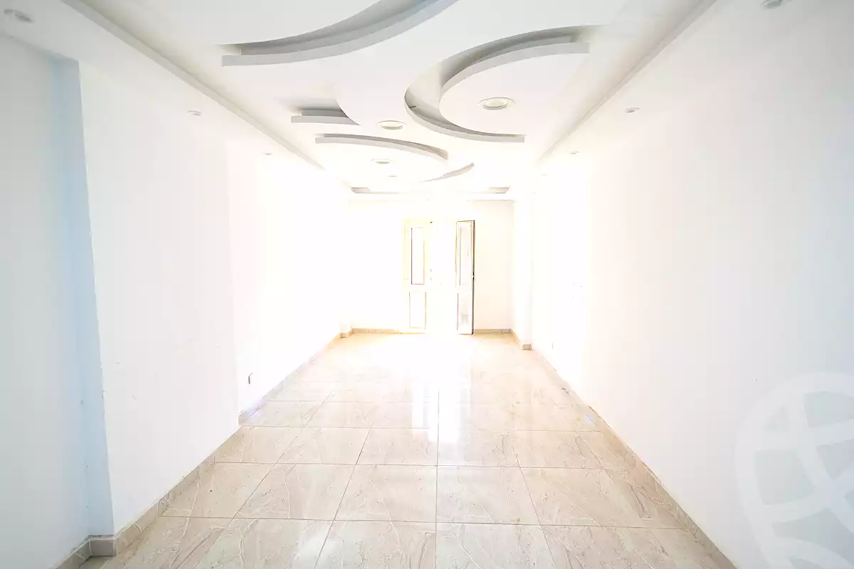 https://aqarmap.com.eg/ar/listing/7082380-for-sale-alexandria-el-mandara-alex-el-mandara-bahri-sidi-kamal-st