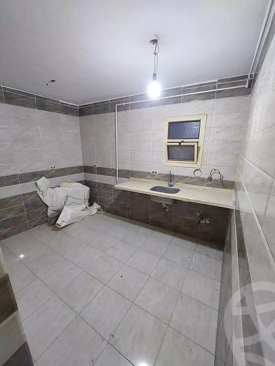 https://aqarmap.com.eg/ar/listing/7082666-for-sale-alexandria-ganaklis-shr-mrtdy-bsh