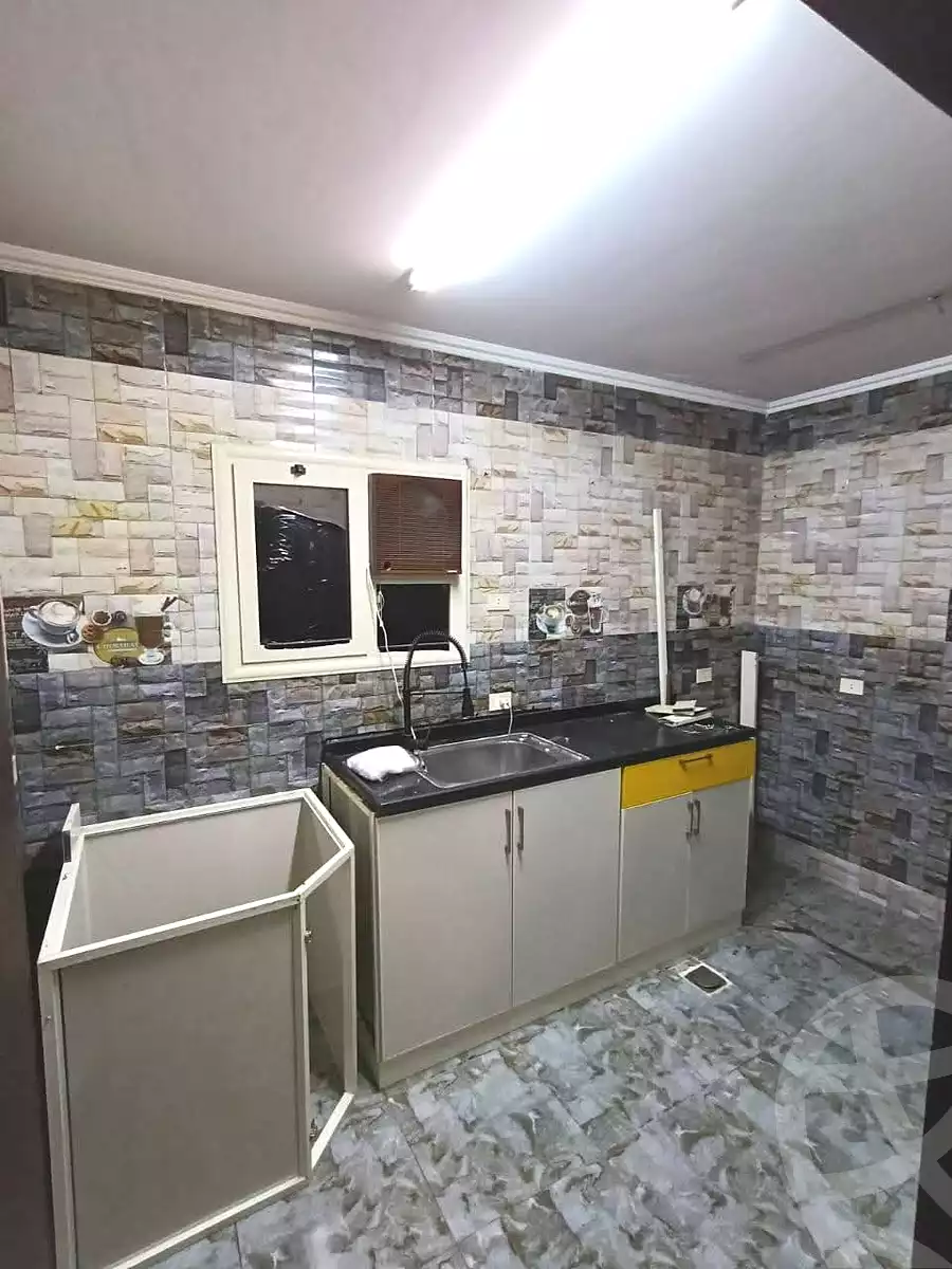 https://aqarmap.com.eg/en/listing/7082739-for-sale-cairo-helwan-ahmed-enci-st