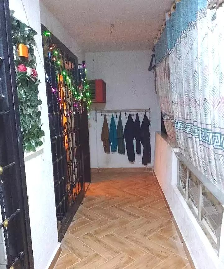 https://aqarmap.com.eg/ar/listing/7082989-for-sale-alexandria-al-agamy-lbytsh-bianchiii