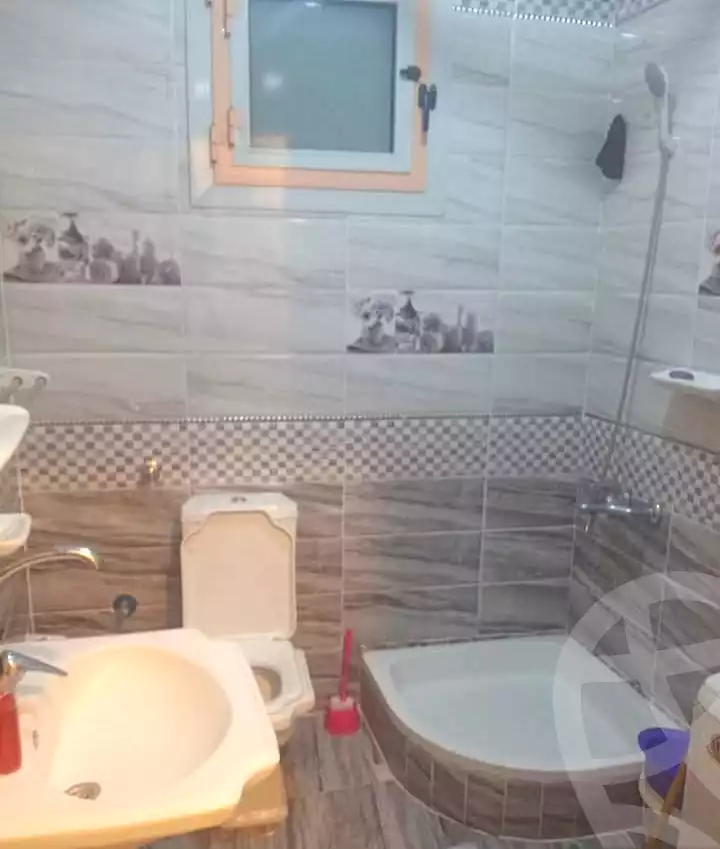 https://aqarmap.com.eg/ar/listing/7083233-for-sale-alexandria-al-agamy-lbytsh-el-bostan-st