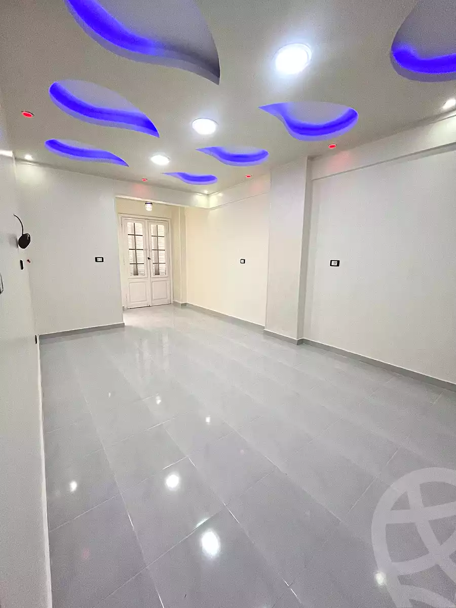 https://aqarmap.com.eg/ar/listing/7083244-for-sale-alexandria-al-agamy-shataa-el-nakheel