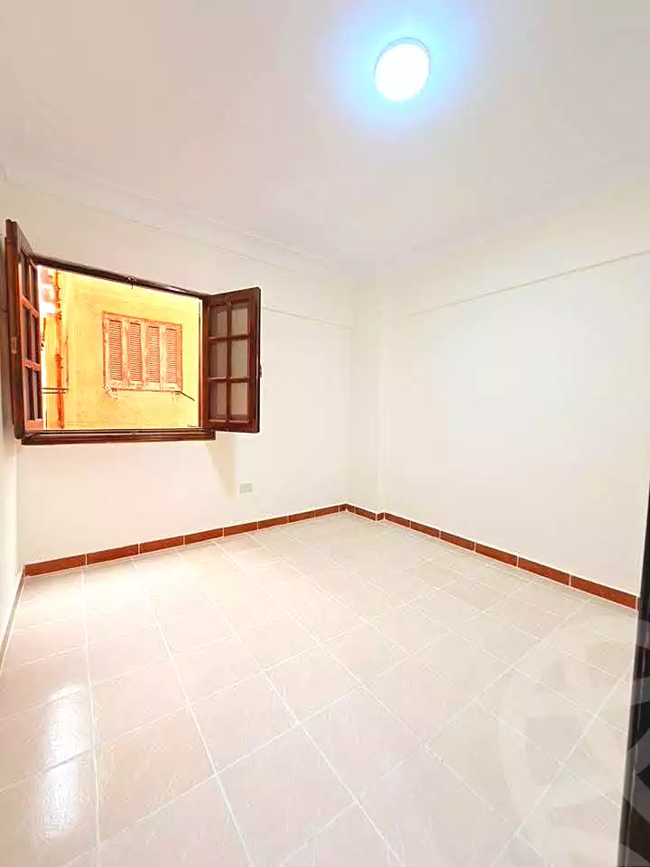 https://aqarmap.com.eg/ar/listing/7083261-for-sale-alexandria-al-agamy-shataa-el-nakheel