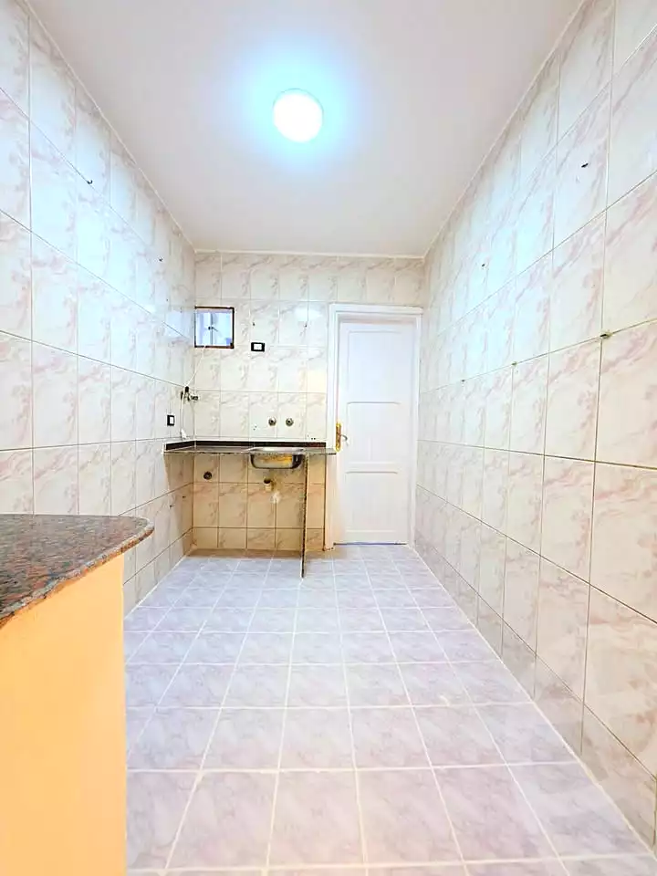 https://aqarmap.com.eg/ar/listing/7083309-for-sale-alexandria-al-agamy-shataa-el-nakheel
