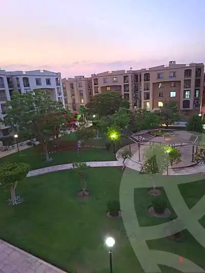 https://aqarmap.com.eg/ar/listing/7083354-for-sale-cairo-new-cairo-lrhb-city-phase-1-ahmed-shawqi-st