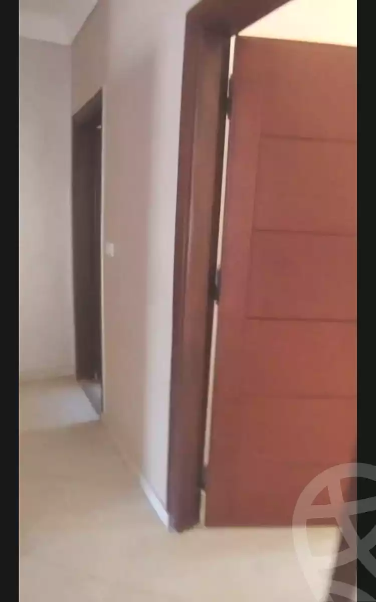 https://aqarmap.com.eg/ar/listing/7083411-for-sale-cairo-new-cairo-south-investors-al-gezira-st