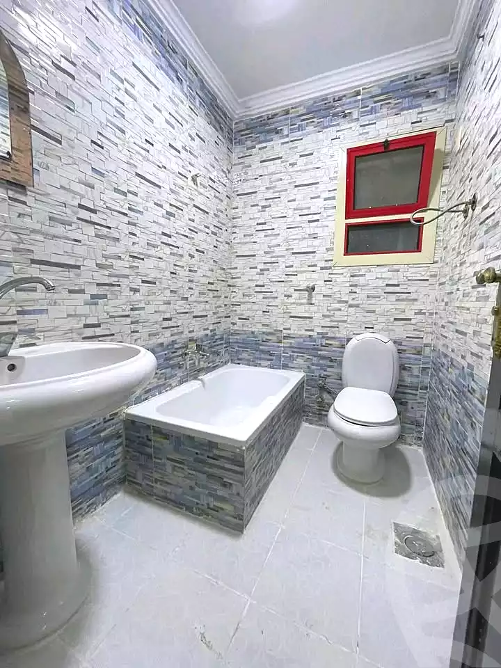 https://aqarmap.com.eg/ar/listing/7083441-for-sale-alexandria-al-agamy-shataa-el-nakheel