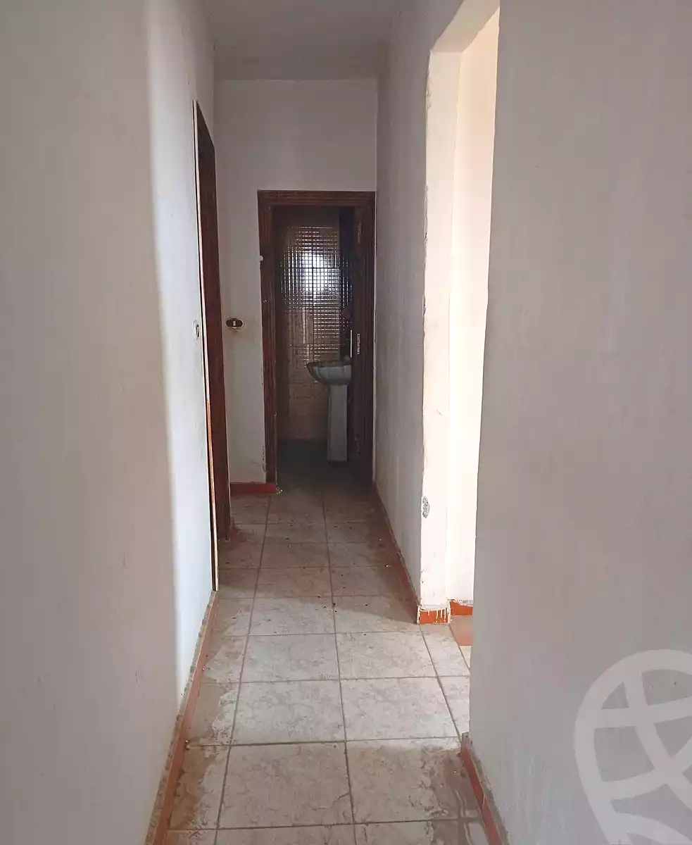 https://aqarmap.com.eg/ar/listing/7083588-for-sale-alexandria-sydy-bshr-sydy-bshr-bhry