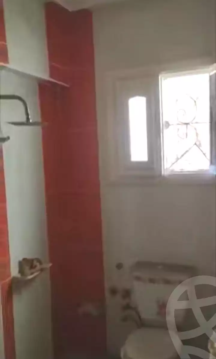 https://aqarmap.com.eg/en/listing/7083669-for-sale-alexandria-al-agamy-el-hanouvel-el-warsha-st
