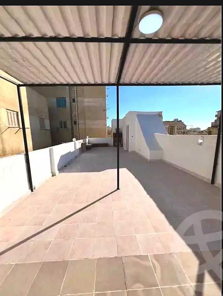 https://aqarmap.com.eg/en/listing/7083687-for-sale-alexandria-al-agamy-shataa-el-nakheel-street-45