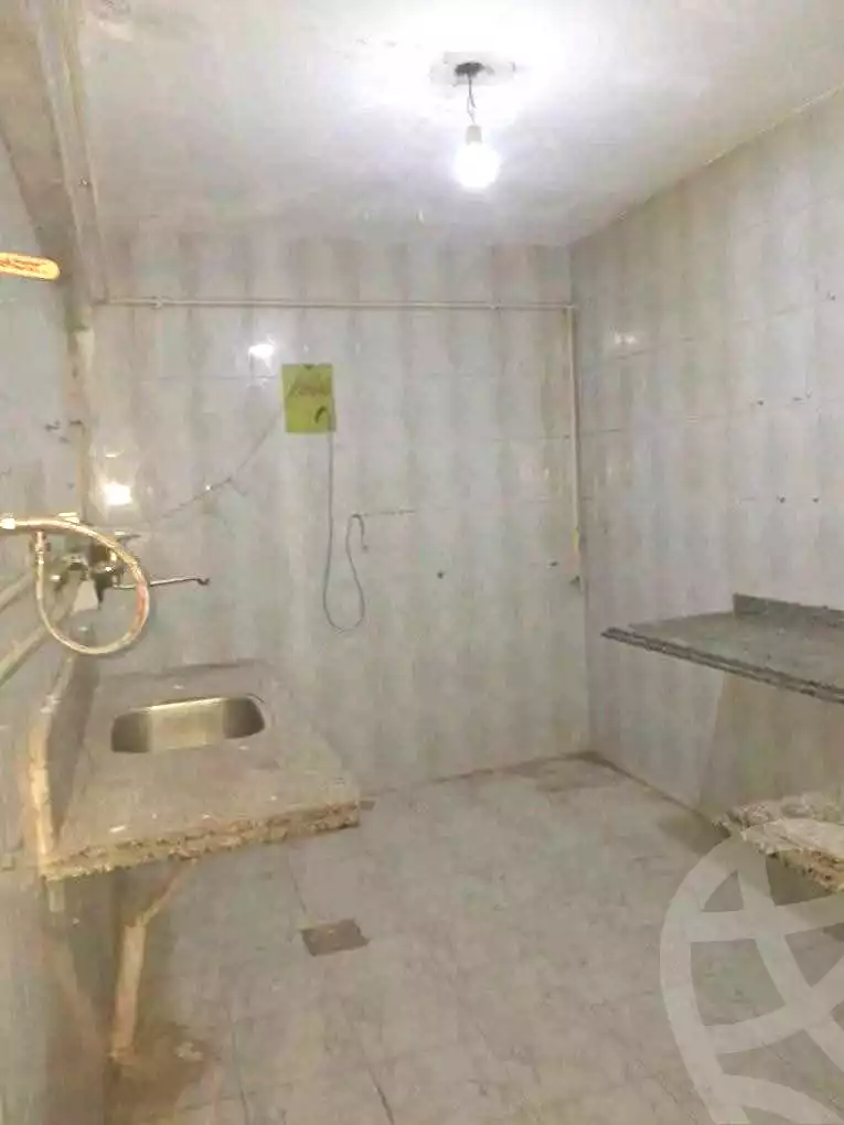https://aqarmap.com.eg/ar/listing/7083791-for-sale-alexandria-al-agamy-el-hanouvel-radwan-st