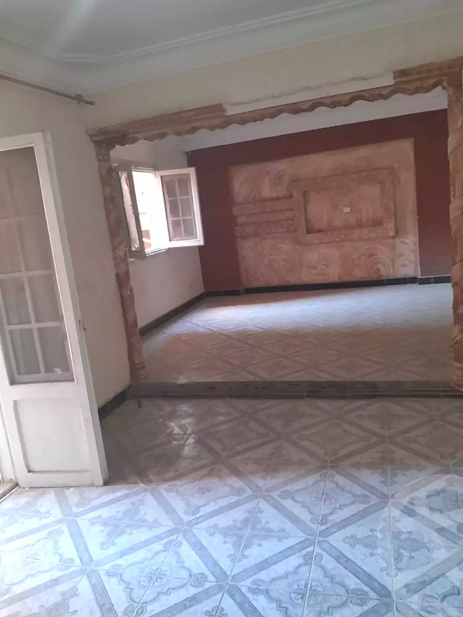 https://aqarmap.com.eg/ar/listing/7083825-for-sale-alexandria-al-agamy-el-hanouvel-radwan-st