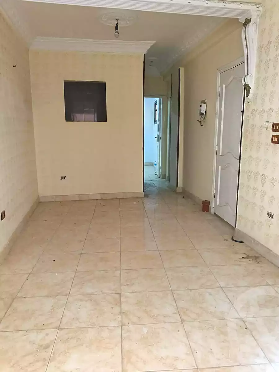 https://aqarmap.com.eg/ar/listing/7083973-for-sale-alexandria-al-agamy-bw-ywsf