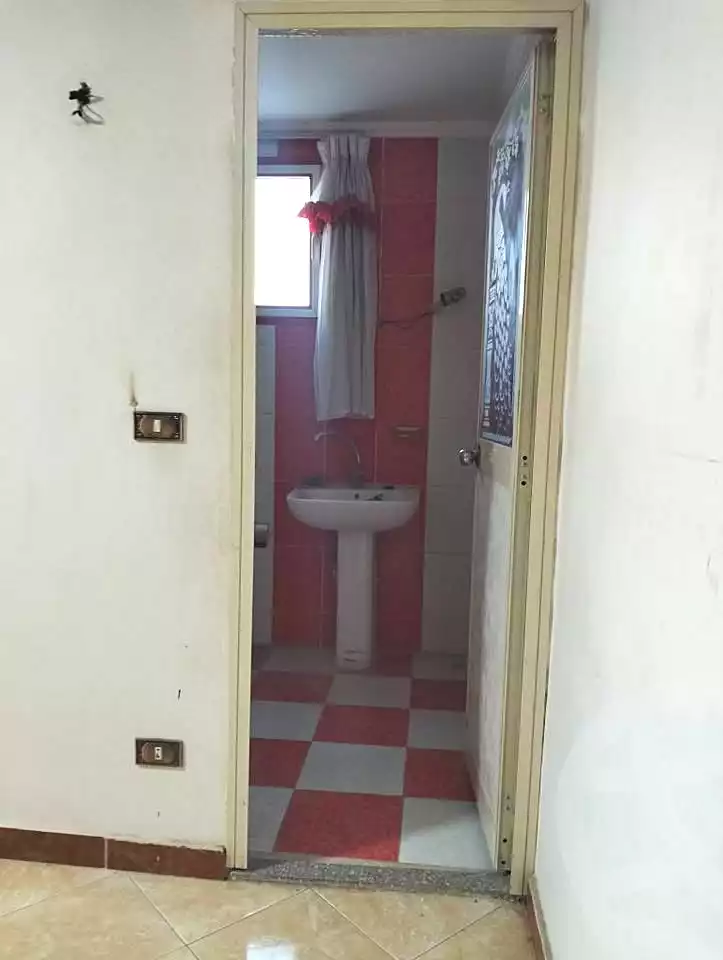 https://aqarmap.com.eg/ar/listing/7084045-for-sale-alexandria-al-mamoura-el-maamora-el-balad