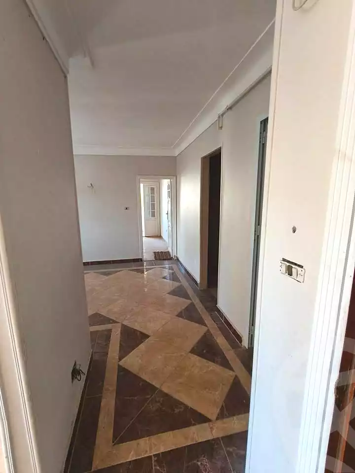 https://aqarmap.com.eg/ar/listing/7084645-for-sale-alexandria-lsywf-el-falki