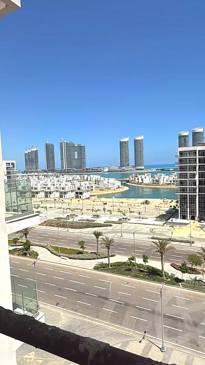 https://aqarmap.com.eg/ar/listing/7084962-for-sale-north-coast-new-alamein-mntj-t-l-lmyn-ljdyd-kmbwnd-mzryn