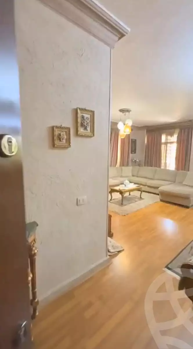 https://aqarmap.com.eg/ar/listing/7085038-for-sale-cairo-new-cairo-ganob-el-akadamiya-south-academy-a-zaid-ebn-haretha-st