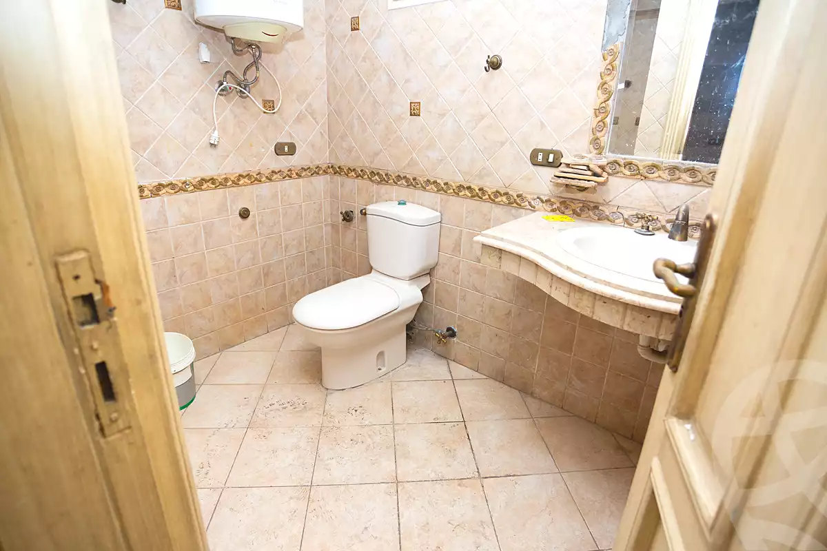 https://aqarmap.com.eg/en/listing/7085049-for-sale-alexandria-glim-shr-ljysh