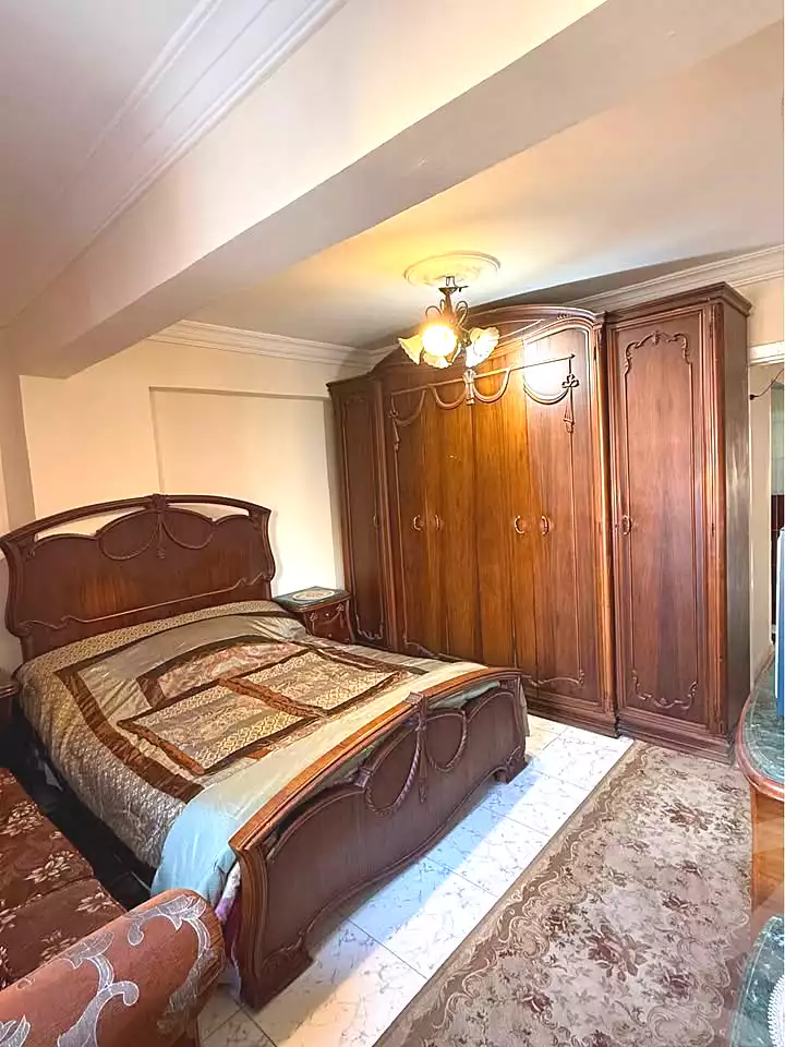 https://aqarmap.com.eg/ar/listing/7085583-for-sale-alexandria-sydy-bshr-sydy-bshr-bhry-ibrahim-el-sayed-st