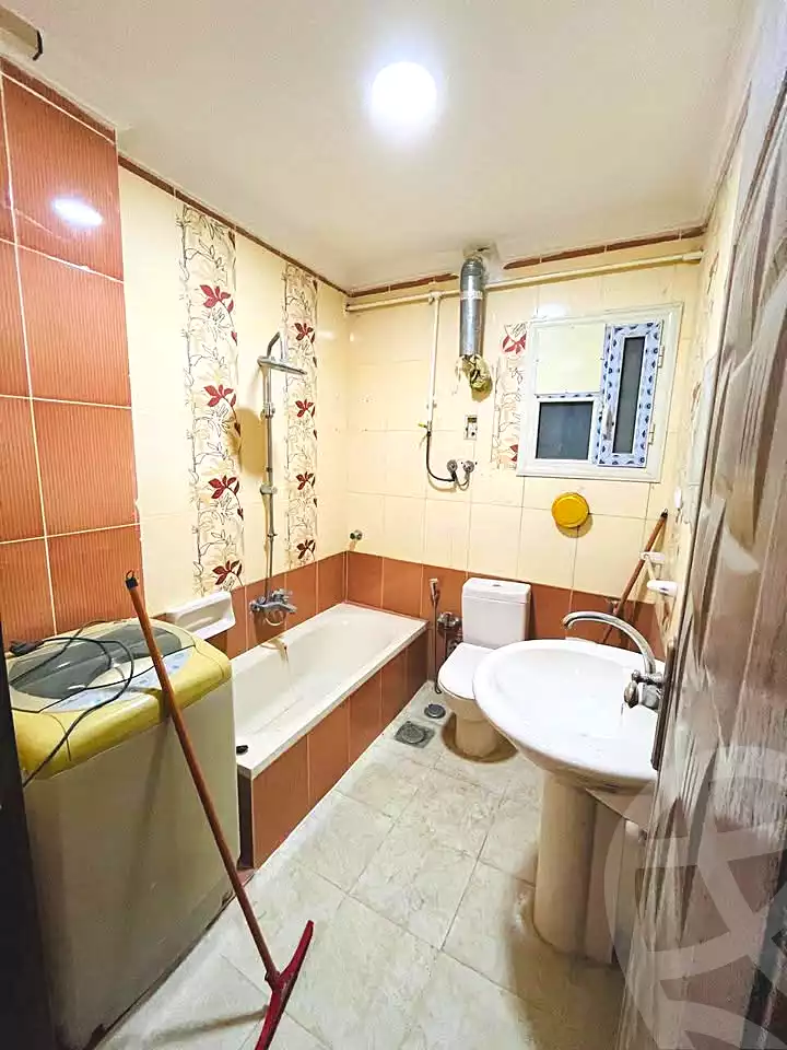 https://aqarmap.com.eg/ar/listing/7085617-for-sale-alexandria-lsywf-el-falki