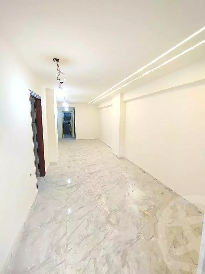 https://aqarmap.com.eg/ar/listing/7085619-for-sale-alexandria-lsywf-el-falki