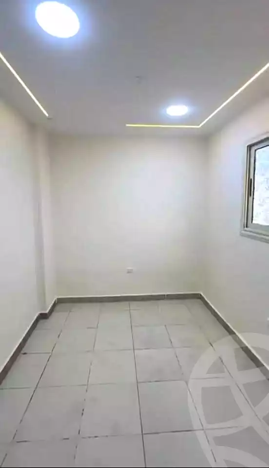 https://aqarmap.com.eg/ar/listing/7085691-for-sale-alexandria-el-asafra-shr-45