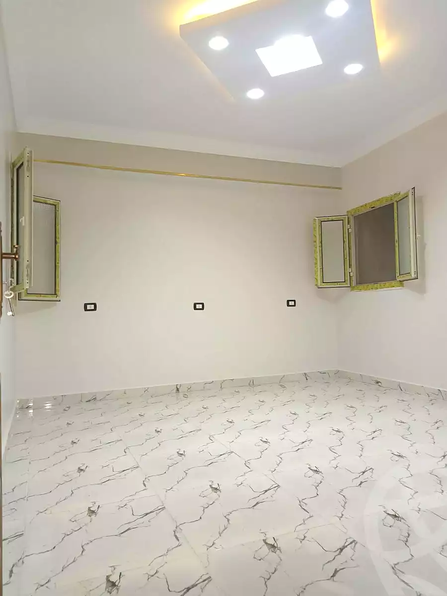 https://aqarmap.com.eg/en/listing/7085862-for-sale-cairo-helwan-hadayek-helwan-nile-corniche-st