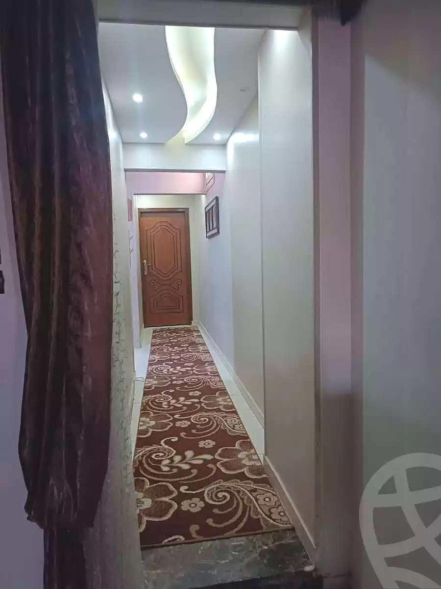 https://aqarmap.com.eg/ar/listing/7085883-for-sale-cairo-helwan-helwan-el-sharkeya-zaki-hawas-st