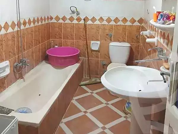 https://aqarmap.com.eg/en/listing/7085913-for-sale-alexandria-al-agamy-el-hanouvel
