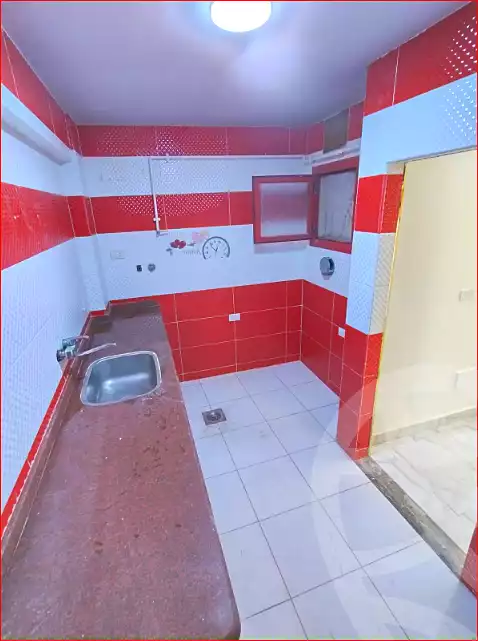 https://aqarmap.com.eg/ar/listing/7085924-for-sale-alexandria-sydy-bshr-sydy-bshr-bhry-khalil-hamada-st