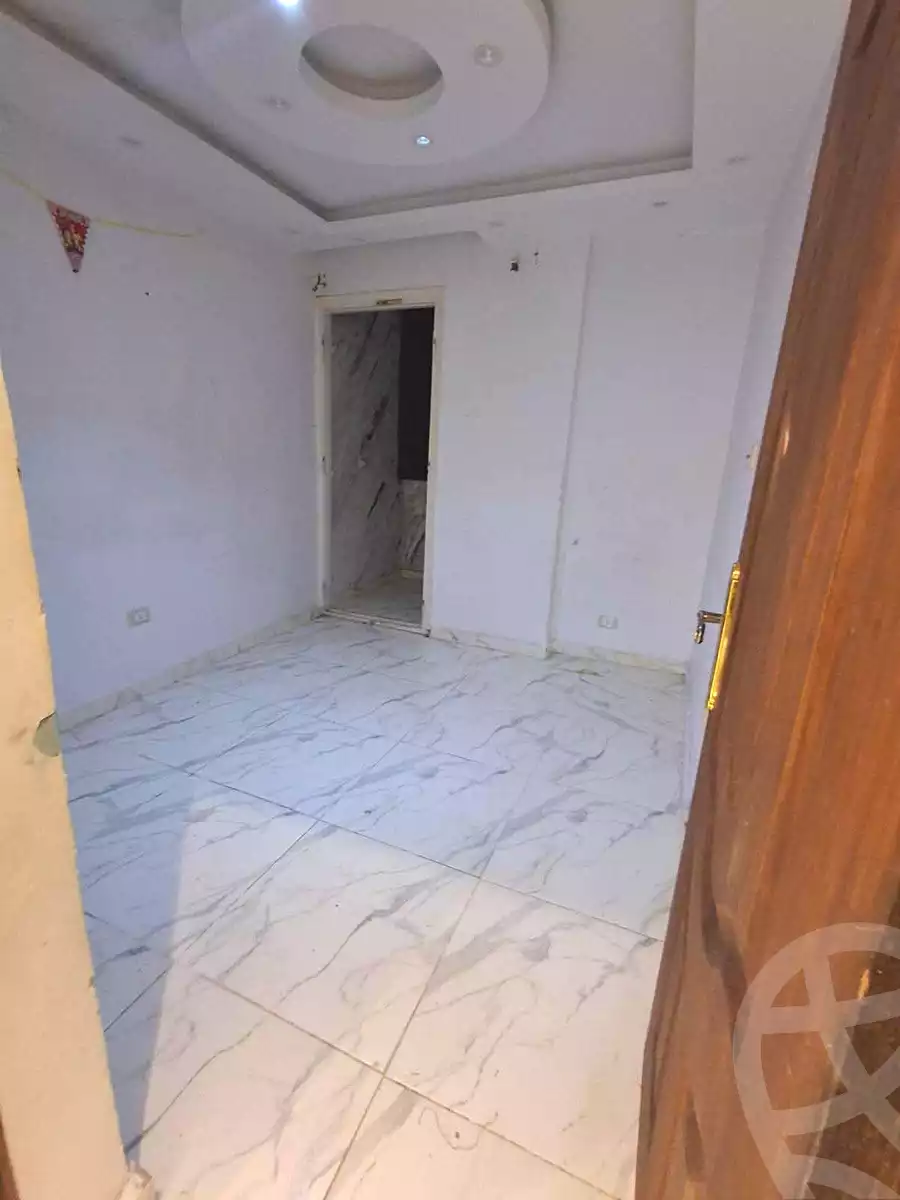 https://aqarmap.com.eg/ar/listing/7086002-for-sale-alexandria-bahray-el-anfoshy-sidi-kazman-st