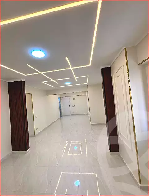 https://aqarmap.com.eg/ar/listing/7086025-for-sale-alexandria-sydy-bshr-sydy-bshr-bhry-shr-mhmwd-l-yswy
