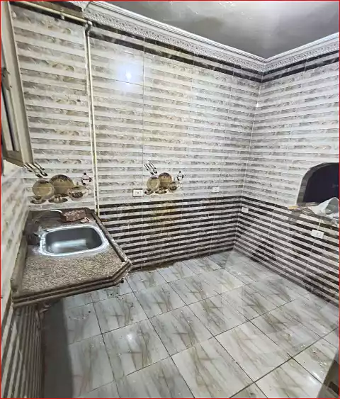 https://aqarmap.com.eg/en/listing/7086083-for-rent-cairo-helwan-hadayek-helwan-nile-corniche-st