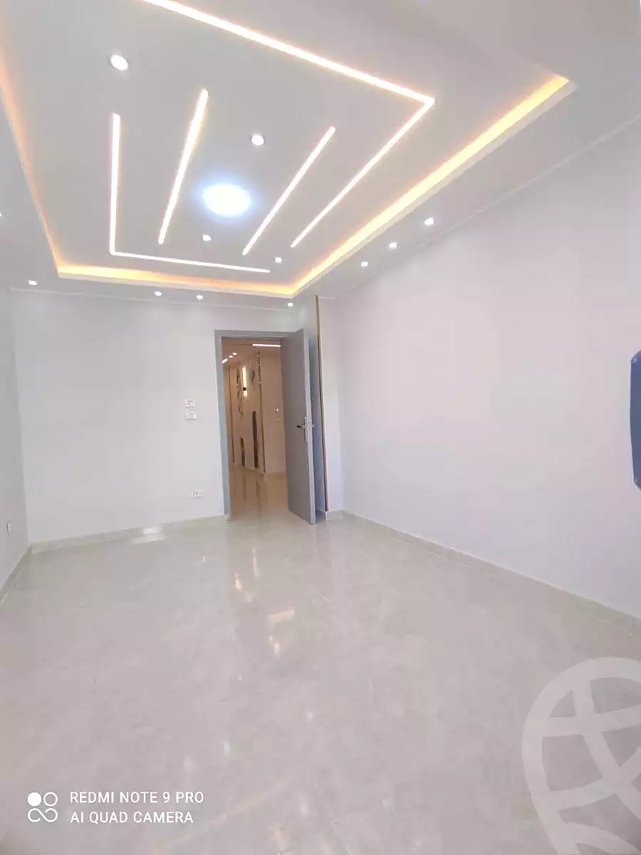 https://aqarmap.com.eg/ar/listing/7086163-for-sale-alexandria-miami-iskandar-ibrahim-st