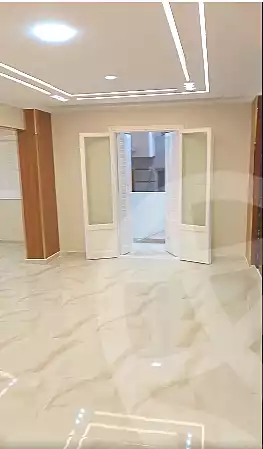 https://aqarmap.com.eg/ar/listing/7086232-for-sale-alexandria-miami-shr-jml-bd-lnsr