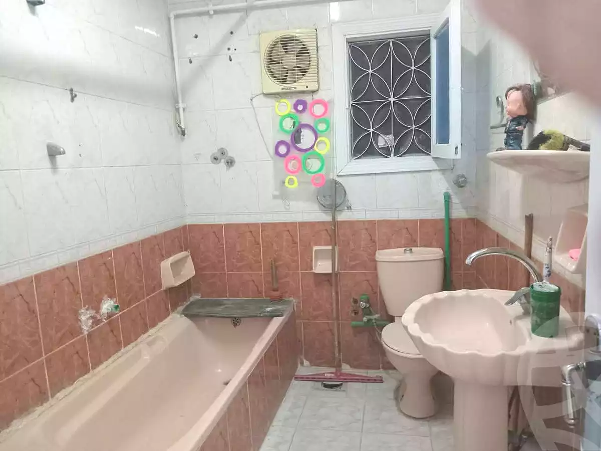 https://aqarmap.com.eg/ar/listing/7086235-for-rent-alexandria-el-asafra-shr-mlk-hfny