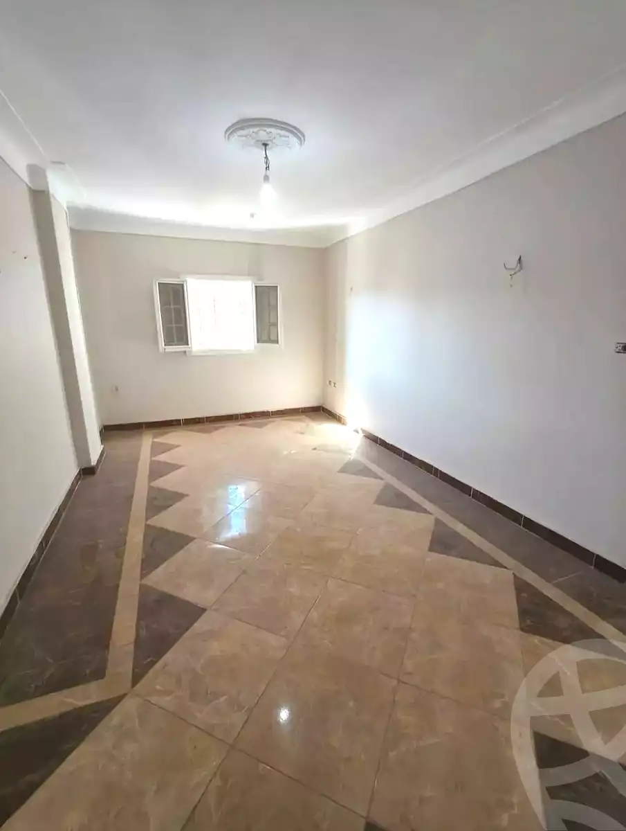 https://aqarmap.com.eg/ar/listing/7086257-for-sale-alexandria-lsywf-el-falki