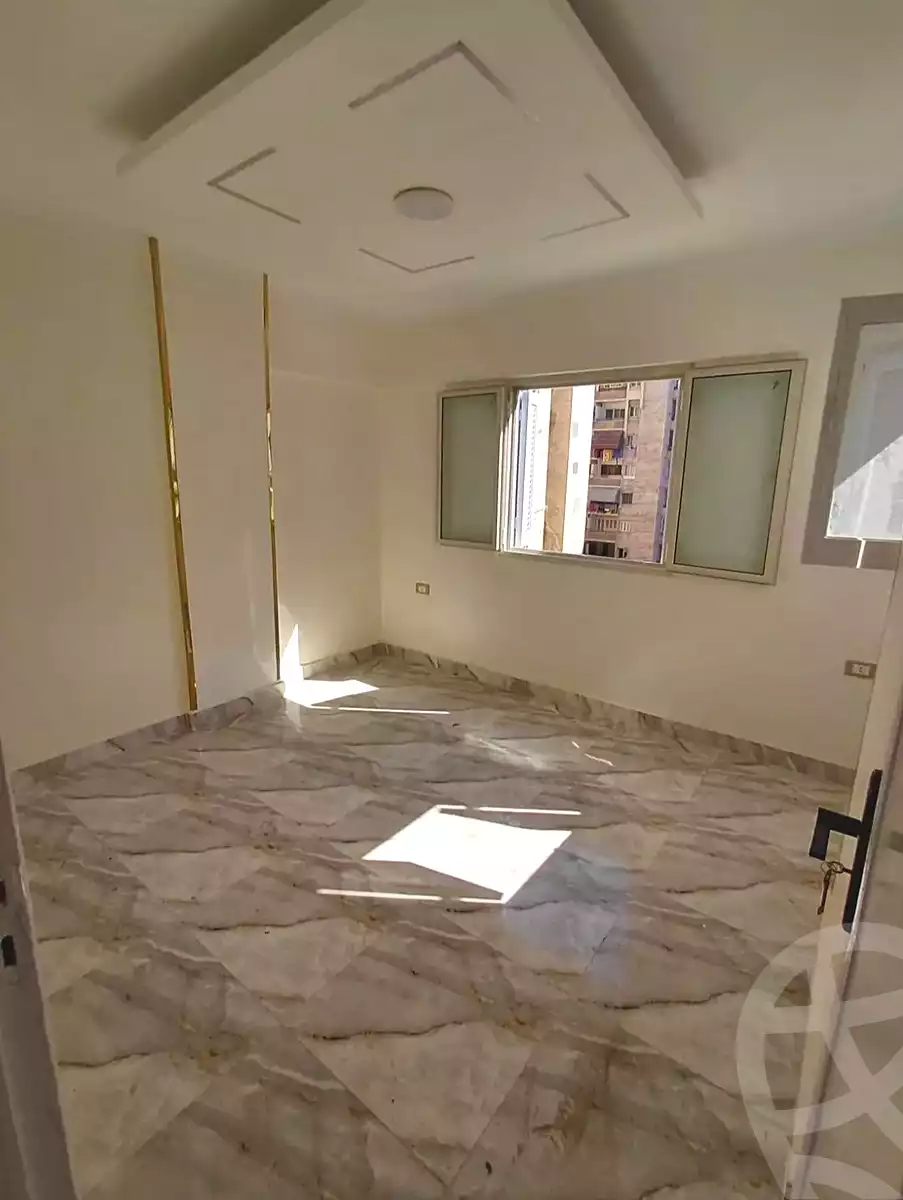 https://aqarmap.com.eg/ar/listing/7086270-for-sale-alexandria-sydy-bshr-sydy-bshr-qbly-faisal-city