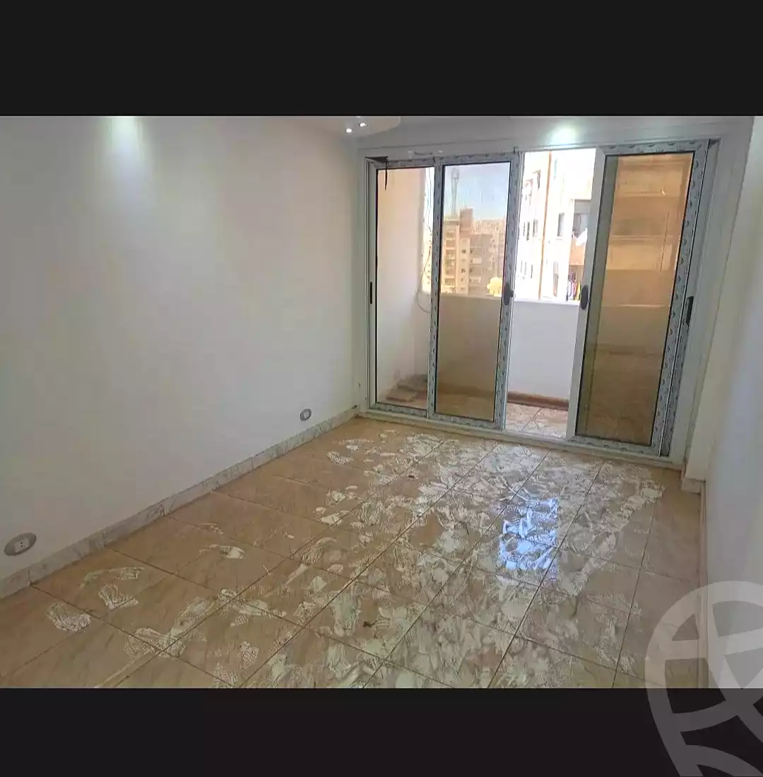 https://aqarmap.com.eg/ar/listing/7086271-for-sale-alexandria-lsywf-gamila-abu-herid-st