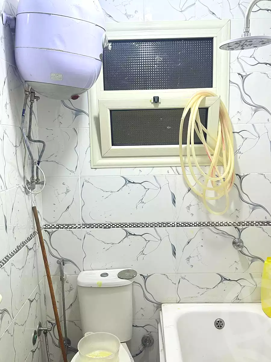 https://aqarmap.com.eg/en/listing/7086300-for-sale-cairo-helwan-kwrnysh-hlwn