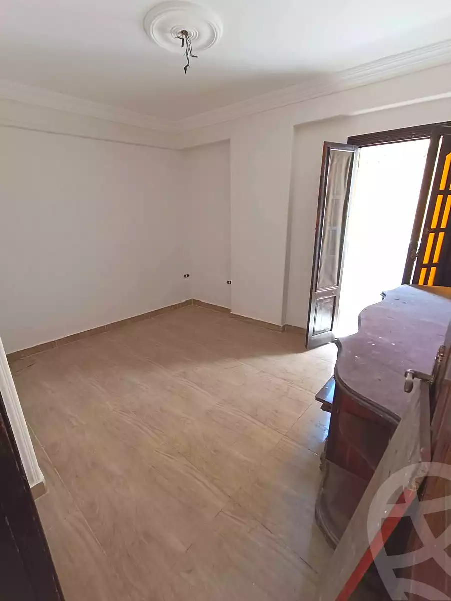 https://aqarmap.com.eg/en/listing/7086671-for-sale-alexandria-fyktwry-shr-jml-bd-lnsr