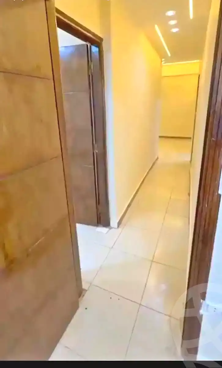 https://aqarmap.com.eg/ar/listing/7086760-for-sale-alexandria-el-asafra-shr-45