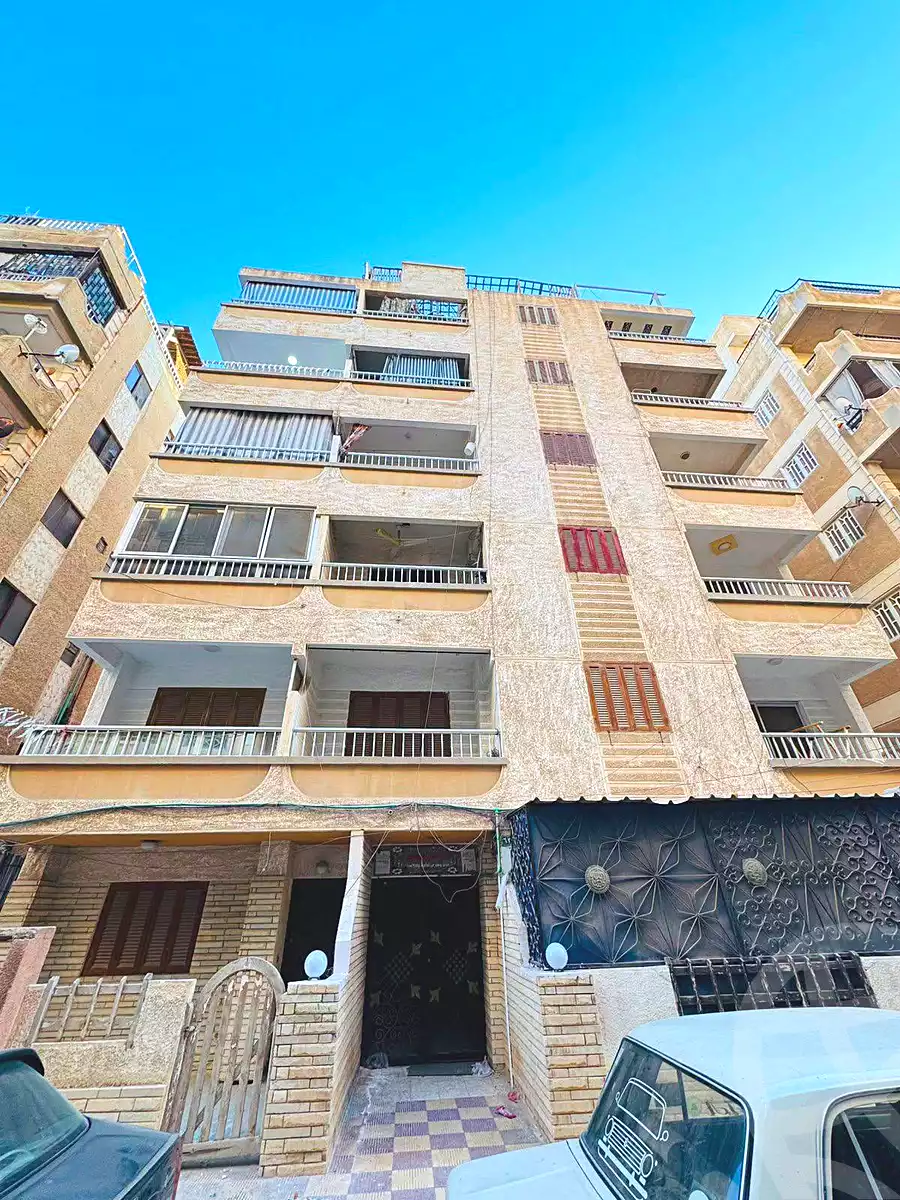 https://aqarmap.com.eg/ar/listing/7086930-for-sale-alexandria-al-agamy-shataa-el-nakheel