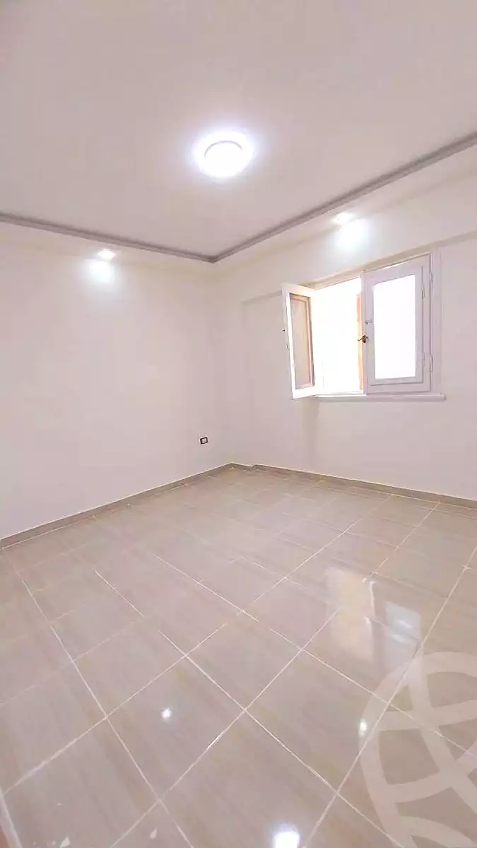 https://aqarmap.com.eg/ar/listing/7086962-for-sale-alexandria-al-agamy-shataa-el-nakheel
