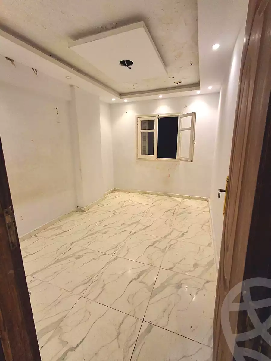 https://aqarmap.com.eg/ar/listing/7087049-for-rent-alexandria-bahray-el-anfoshy-sidi-kazman-st